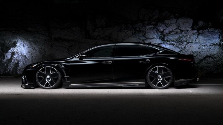  Lexus LS500h AWD Executive Line by Wald 2018 года  (фото 16 из 18)